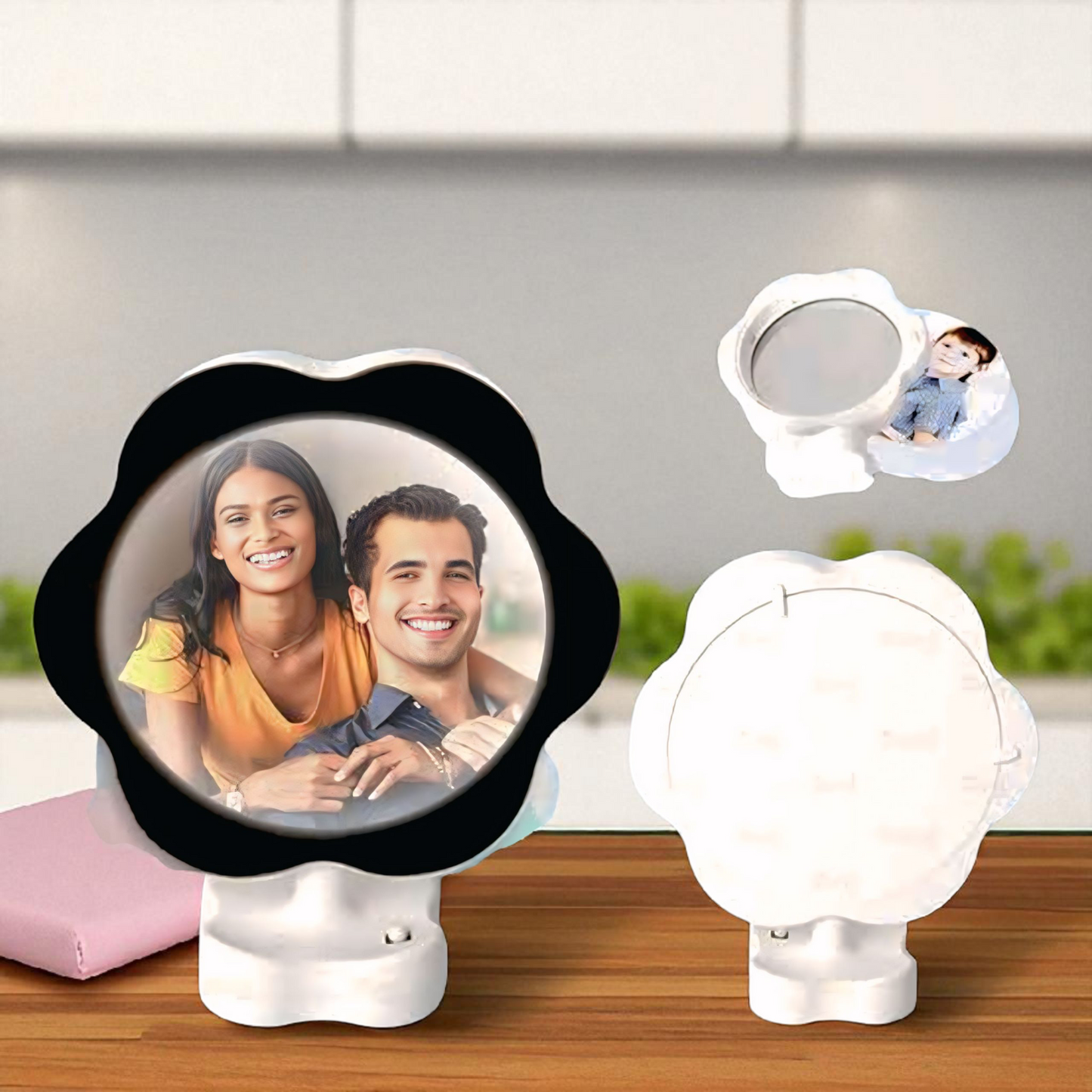 Magic Mirror Glow Frame – Flower Shape🌸