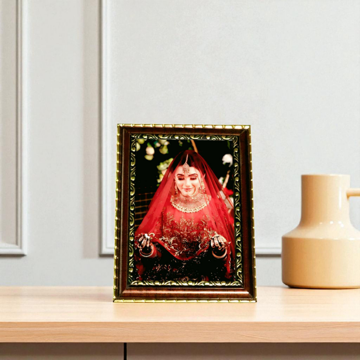 Classic 4x6 Photo Frame